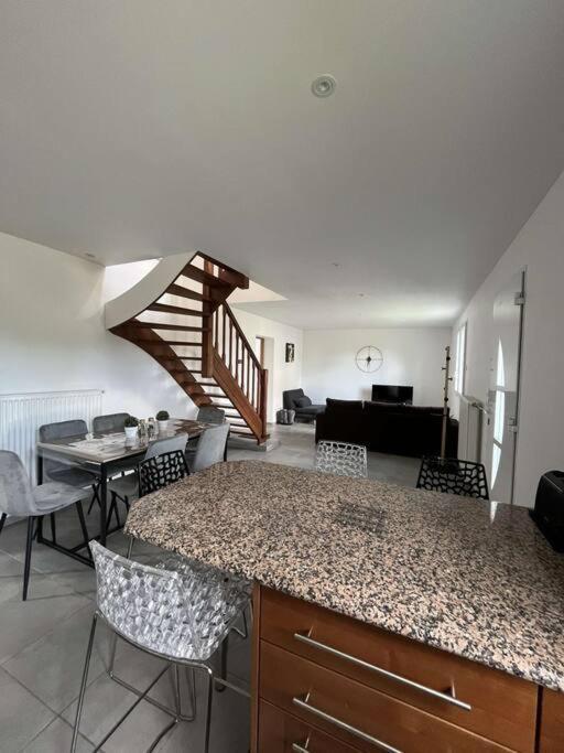 La Maison Dardenne Villeneuve-sur-Lot Extérieur photo